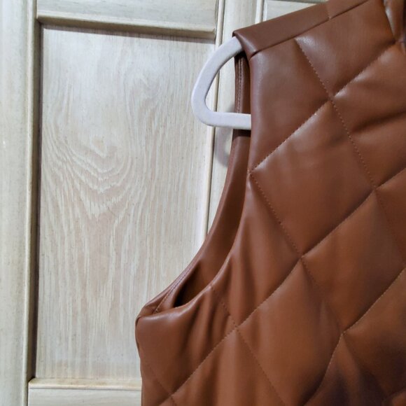 Chico’s Diamond Quilted Vest, size 1 (Small) – NWOT - Picture 6 of 9